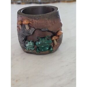 Handmade Resin Frog Pot